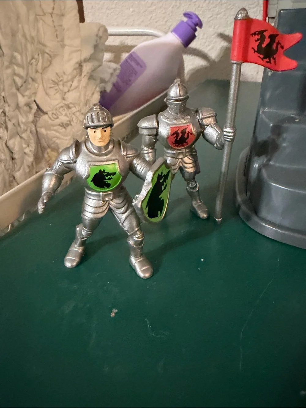 Lakeshore Castle Playset with Red Banners